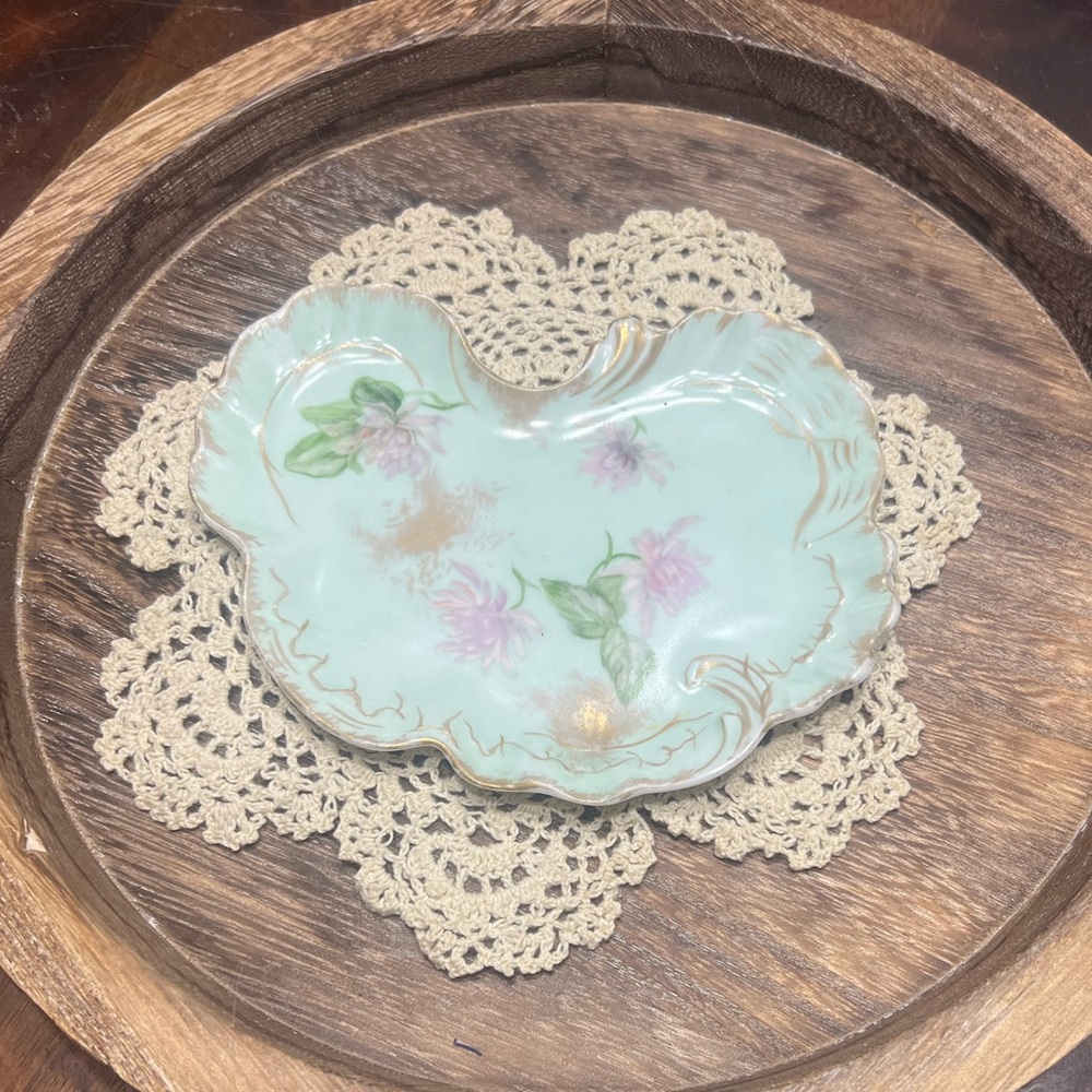 L. P. France, vanity tray, small, dainty hand, painted floral gold trim vintage.